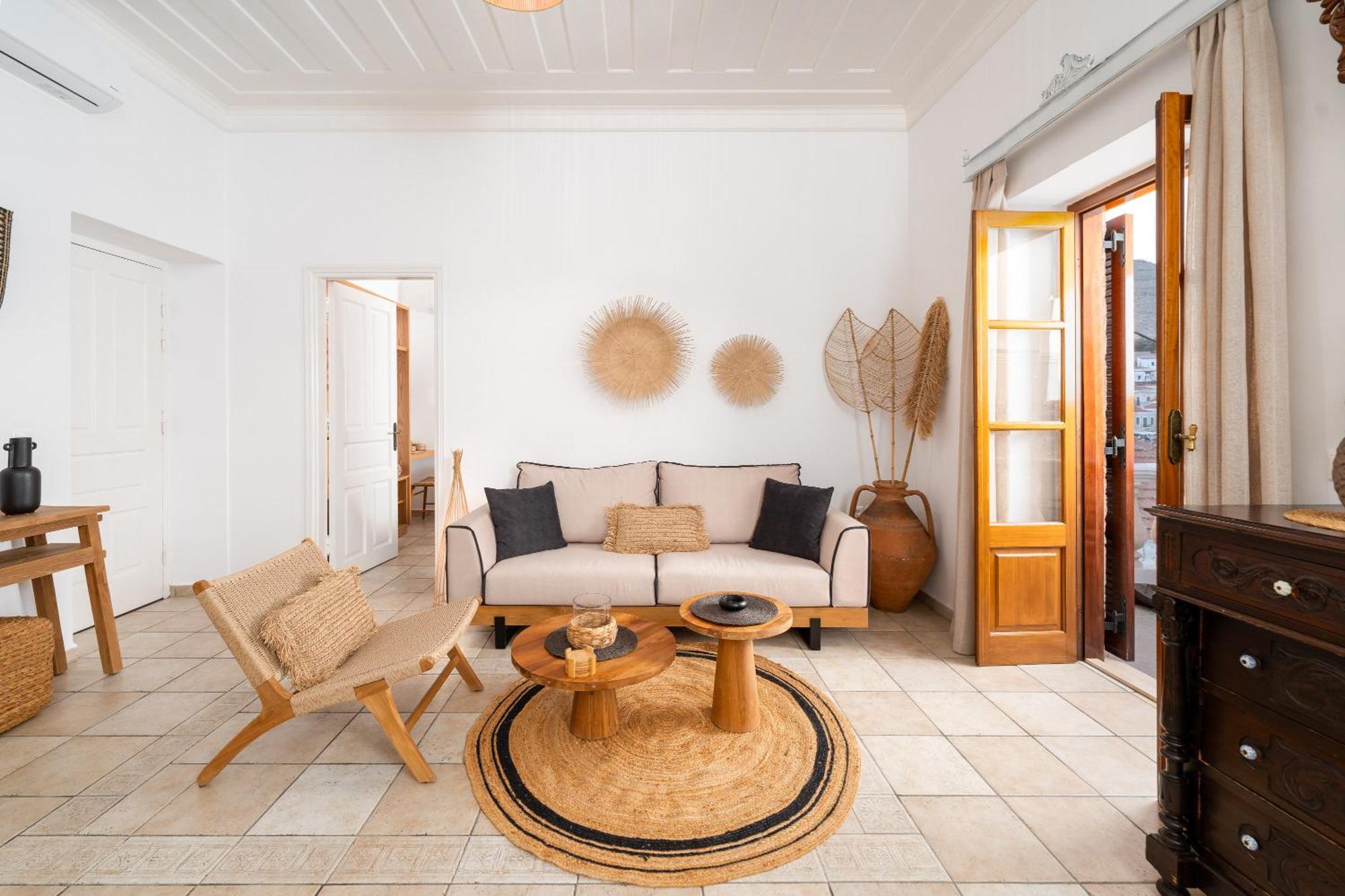 Villa Antonis Chalki Town Exterior foto